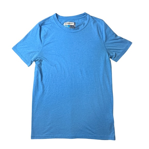 Magellan Outdoors Tops - Magellan T-Shirt Women L Blue Fish Gear Classic Fit Moisture-Wicking Outdoor Tee